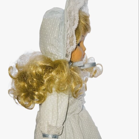 Baby Blue Bonnet Girl 14" Collectible Porcelain Doll 1980s ANCO Merchandise - Picture 8 of 12